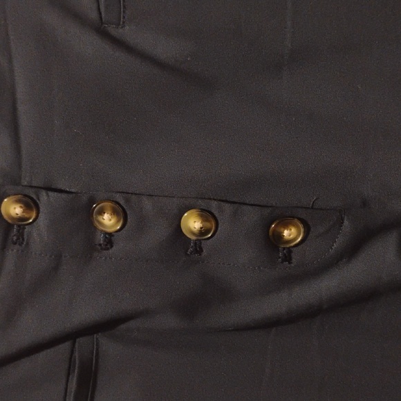Navy blue tortoiseshell button, size 14 Ann Taylor crop slacks - Picture 4 of 5